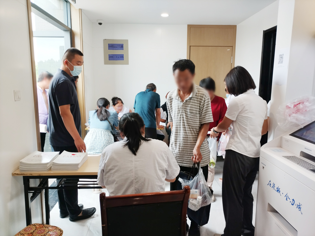 服务群众“零距离”,高新区残联联合我院为精神残疾人免费发放药品