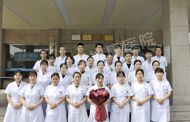 кɫ򡢴·չ5.12ʿڡҽԺ㻤ʿ